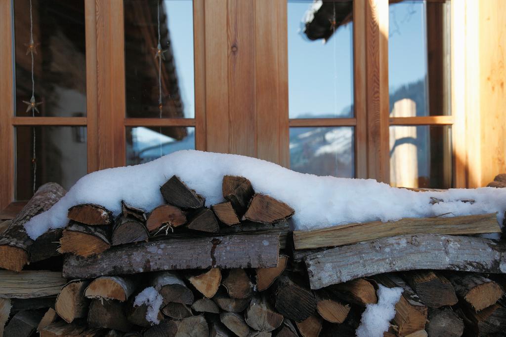 Hotel La Ferme Du Chozal, Chalet De Tradition Hauteluce Bagian luar foto