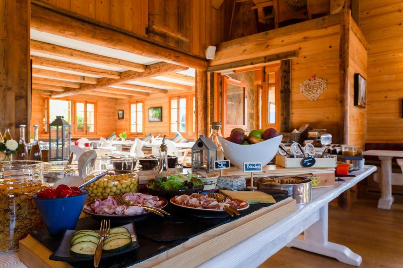 Hotel La Ferme Du Chozal, Chalet De Tradition Hauteluce Bagian luar foto